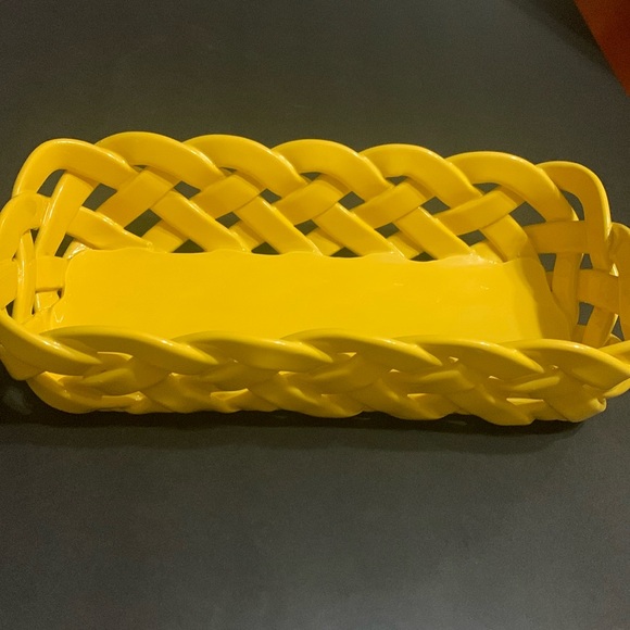 Primo’ gi Treccia Yelllow Ceramic weaved Basket from Italy - Picture 1 of 6